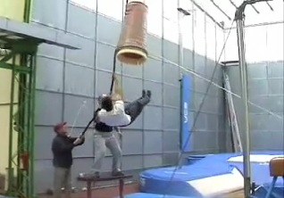 11_swingontherope.mov